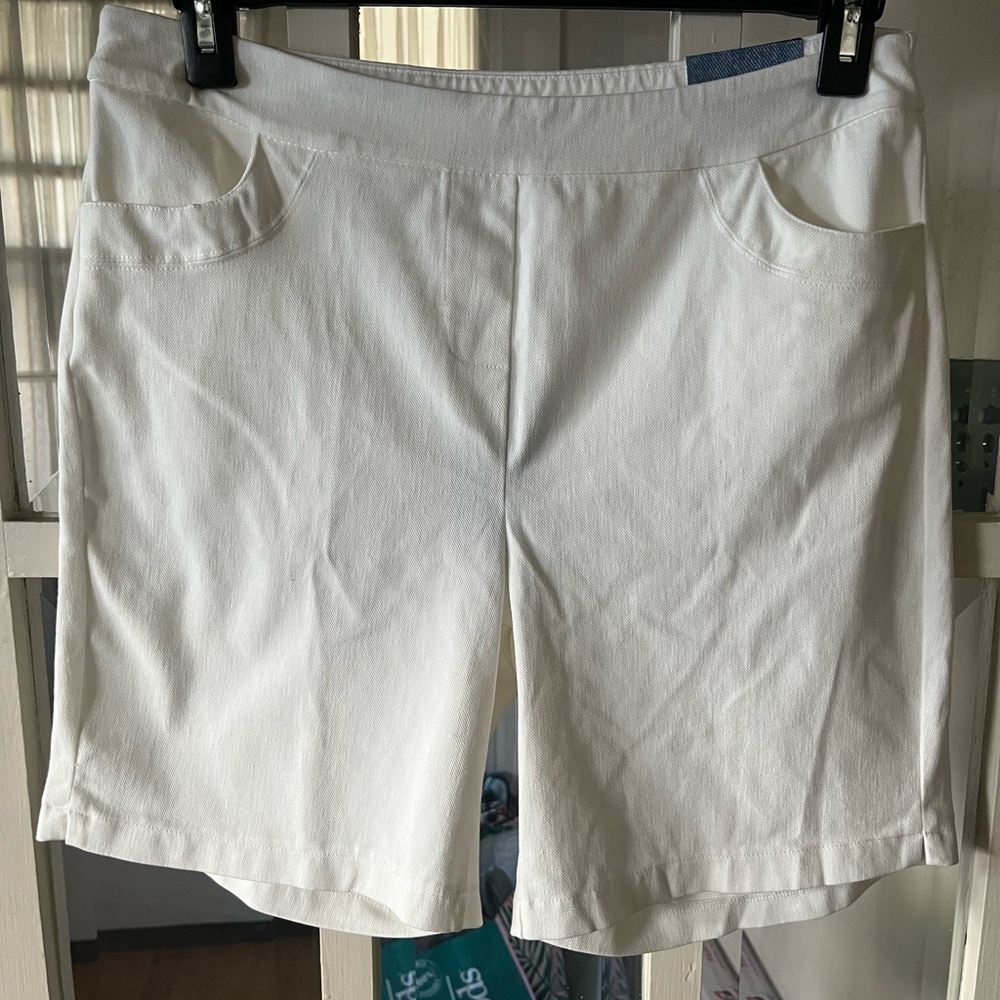 Lauren & Riley Women’s Casuall Soft Denim Super Stretch Knit Shorts - Size L